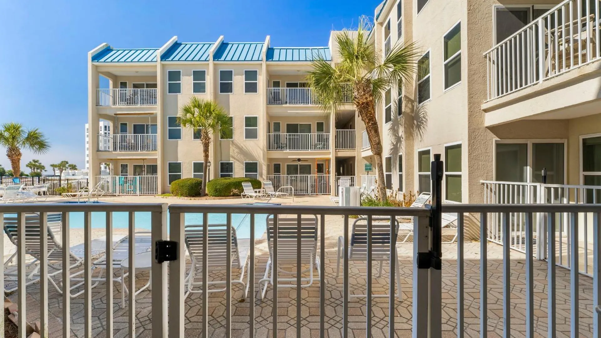 102 Poolside Apartment Destin 0*,