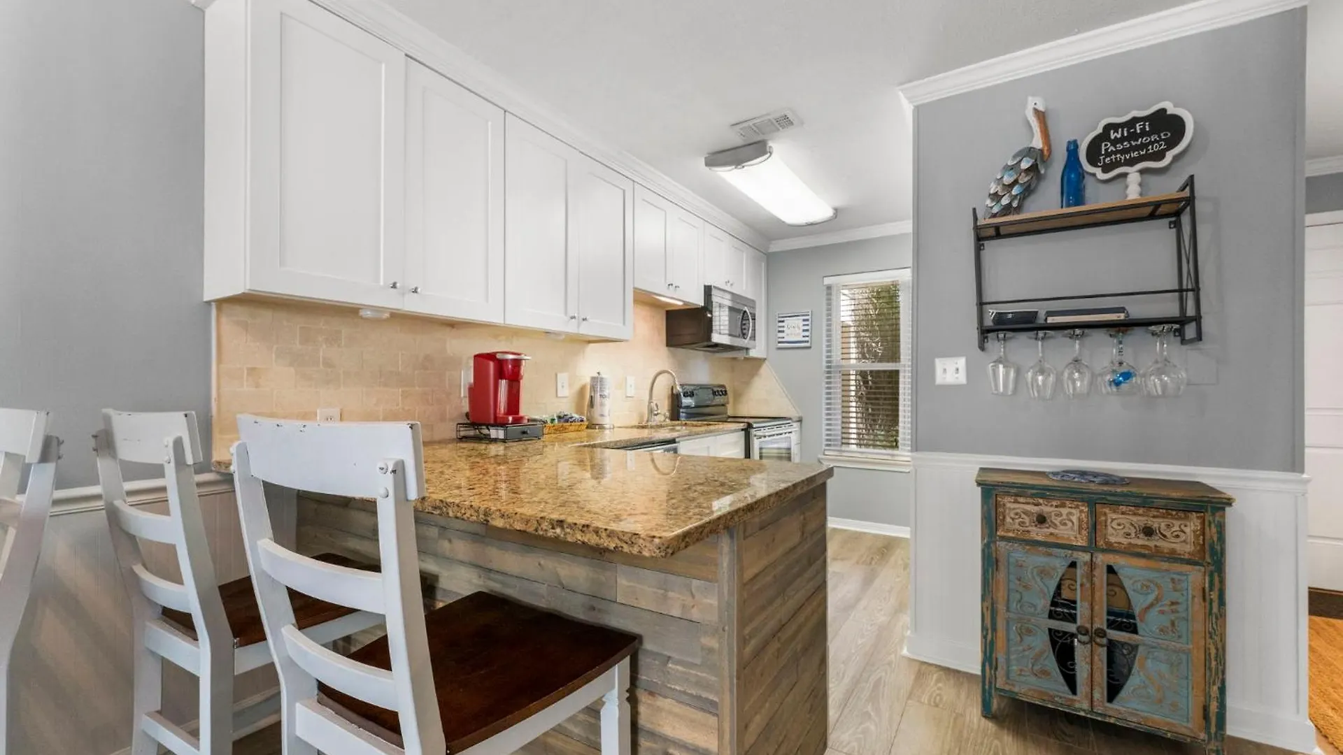 102 Poolside Apartment Destin United States