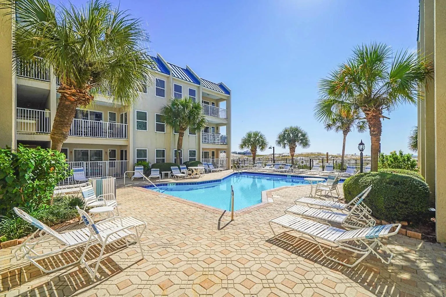 102 Poolside Apartment Destin 0*,  United States